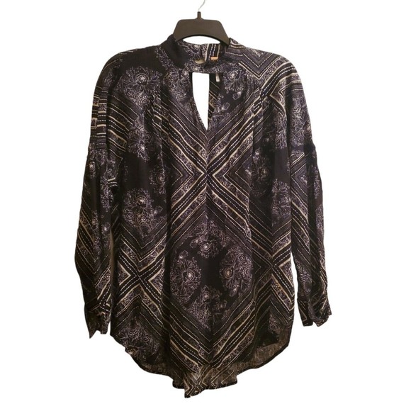 Free People Walking On A Dream Black Top Cut Out Oversize Tunic - Picture 1 of 4